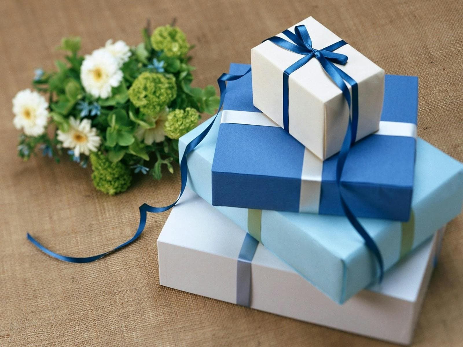 Father's Day Gift Guide Singapore 2026 — 7 Thoughtful Gifts Under S$200 for Every Type of Dad